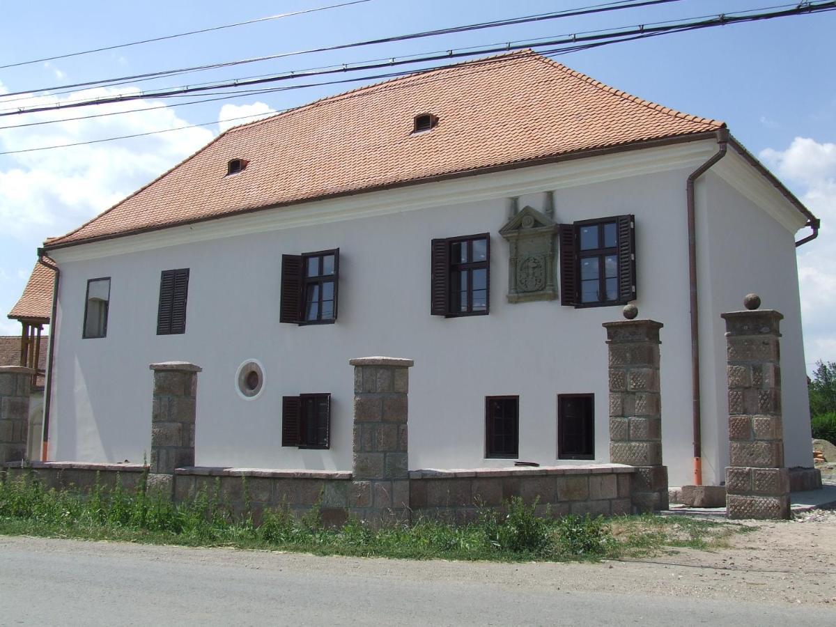 Castle Hotel Daniel Baraolt Esterno foto