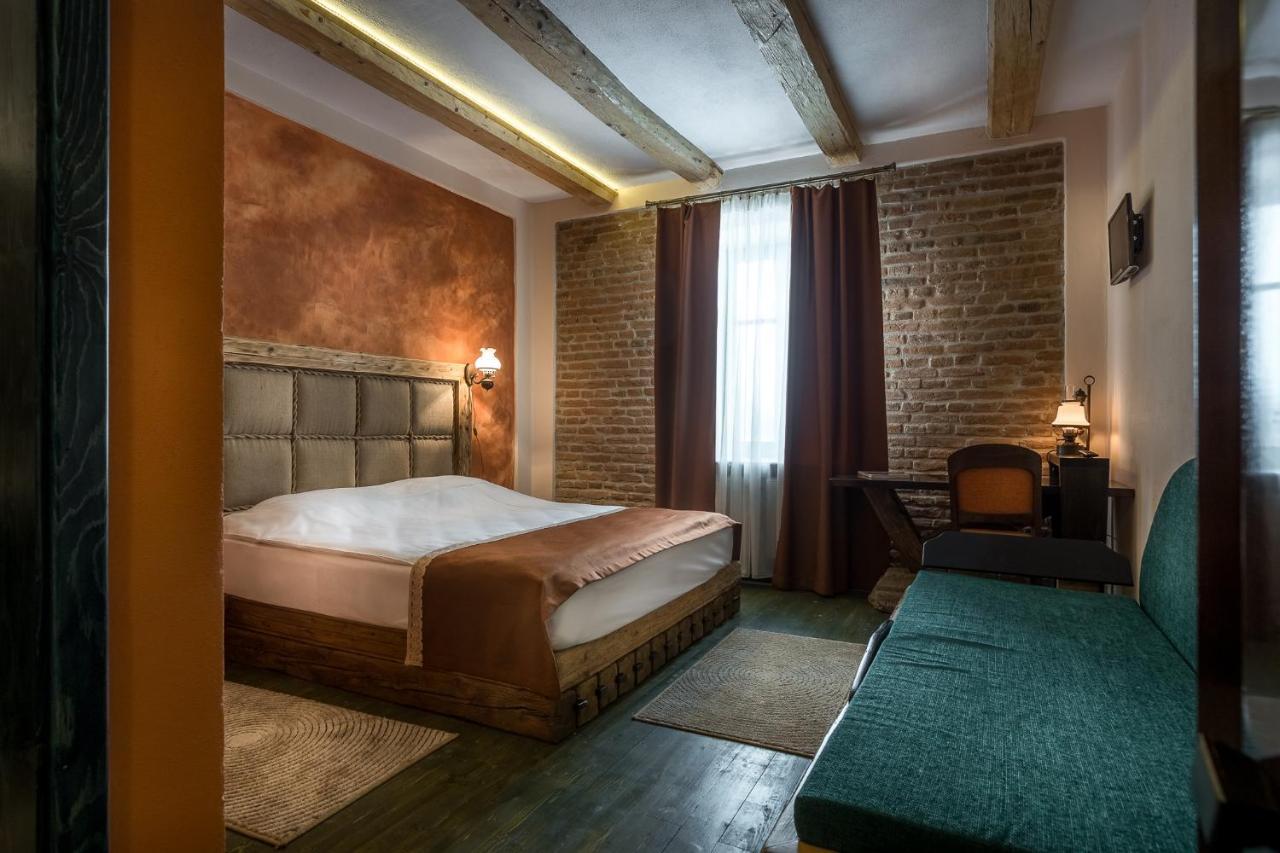 Castle Hotel Daniel Baraolt Esterno foto